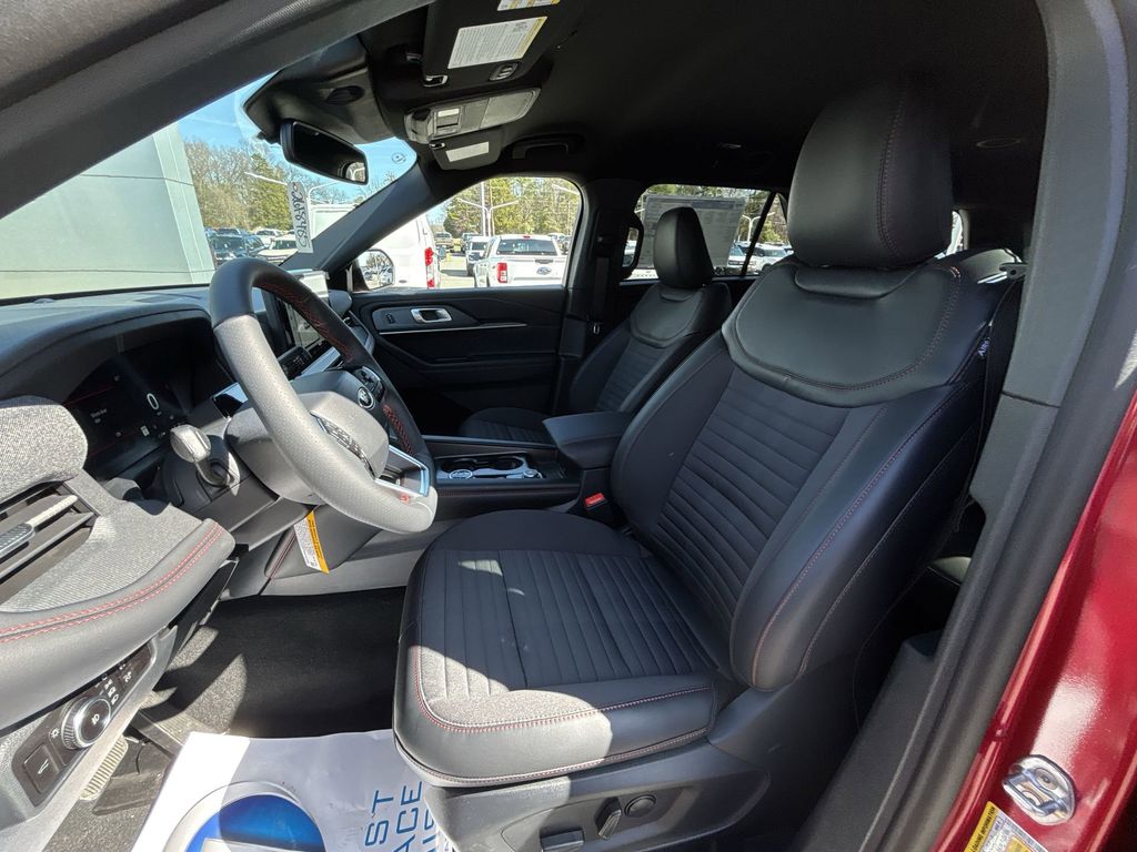 New 2026 Rapid Red Metallic Tinted Clearcoat Ford ST-Line image 13