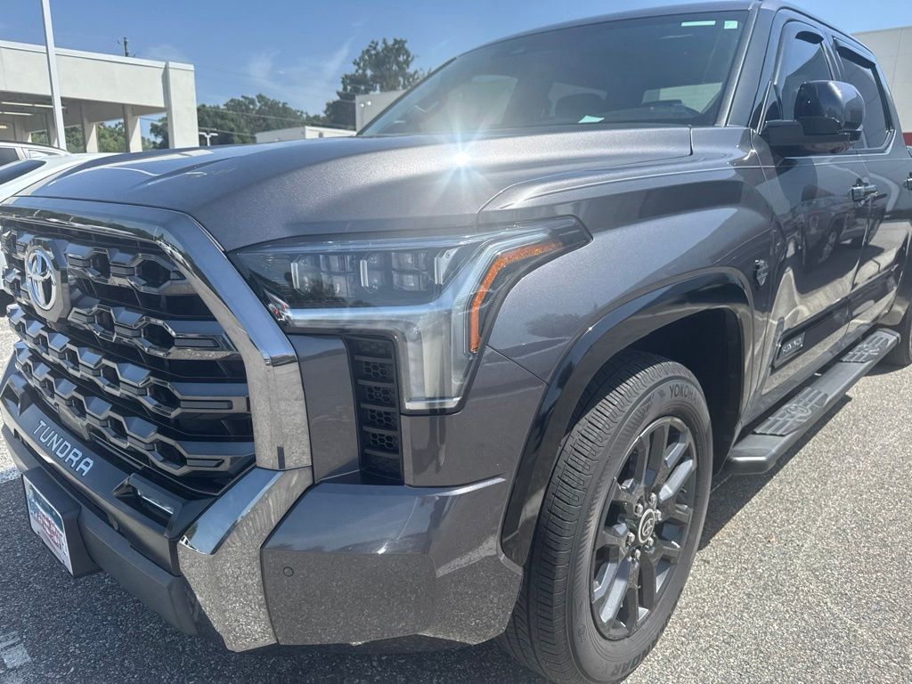 2022 Toyota Tundra Platinum