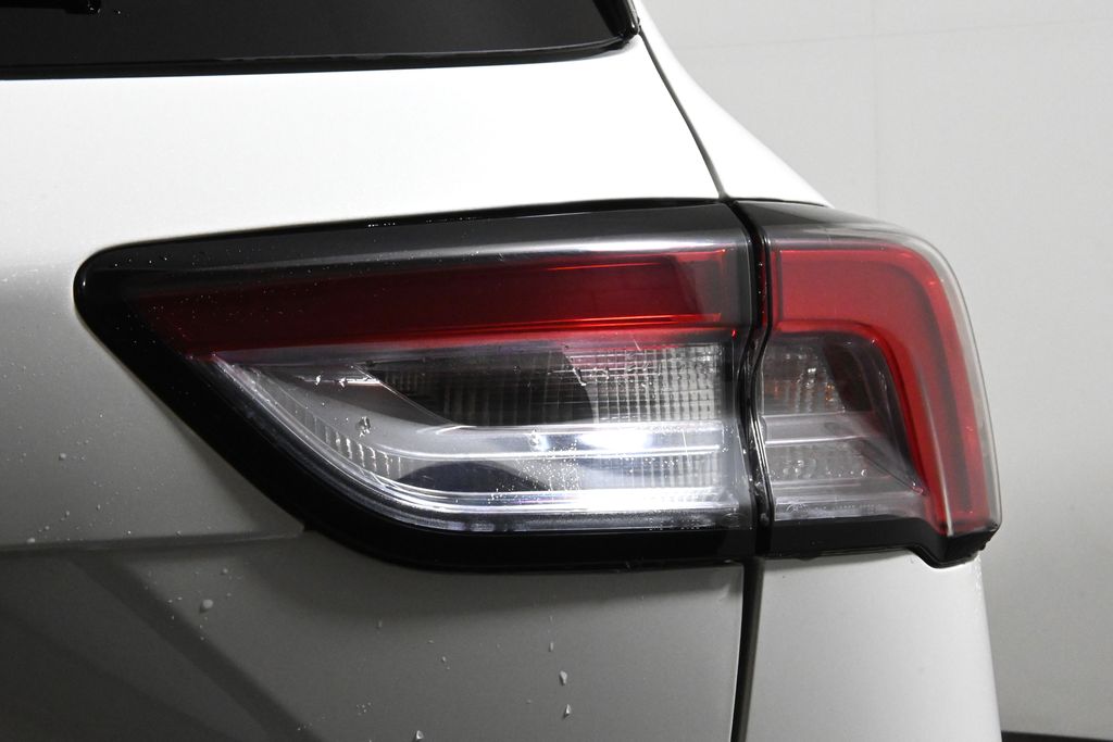 2020 Ford Escape SE Sport Hybrid 14