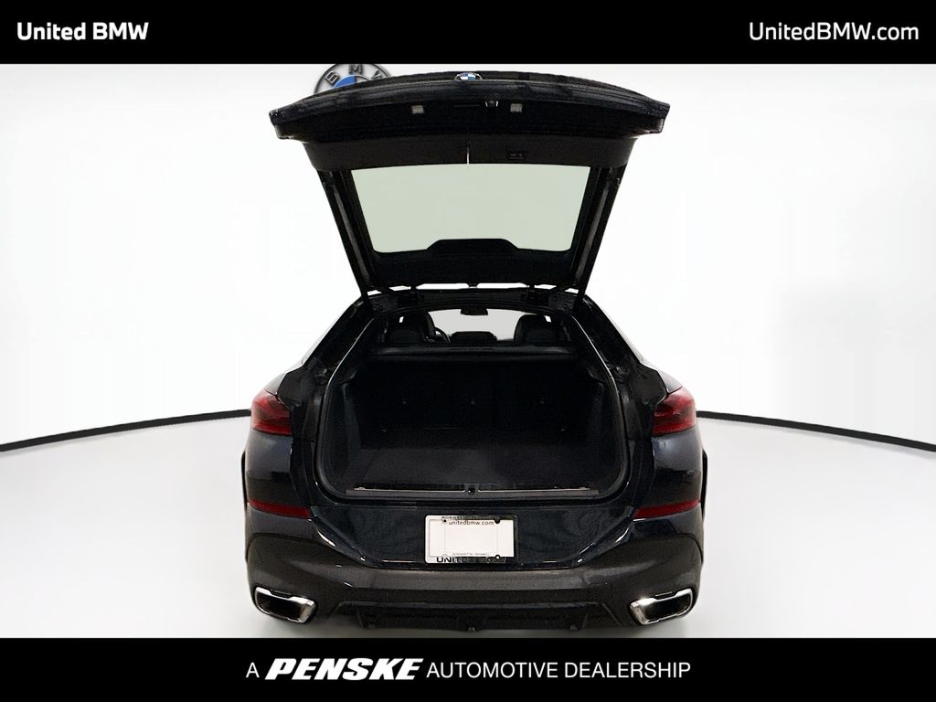 Thumbnail: 2024 BMW X6 - 14