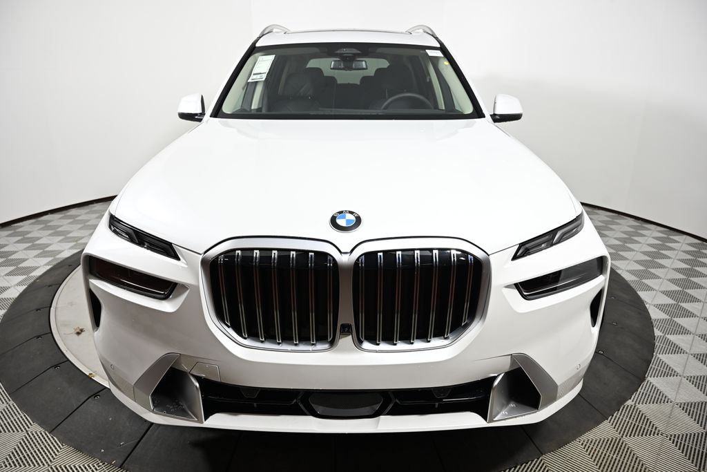 Thumbnail: 2026 BMW X7 - 8