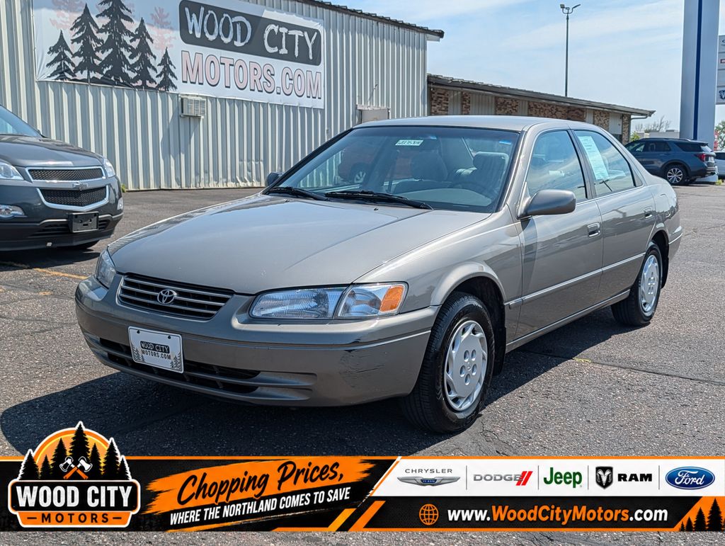 1998 Toyota Camry LE