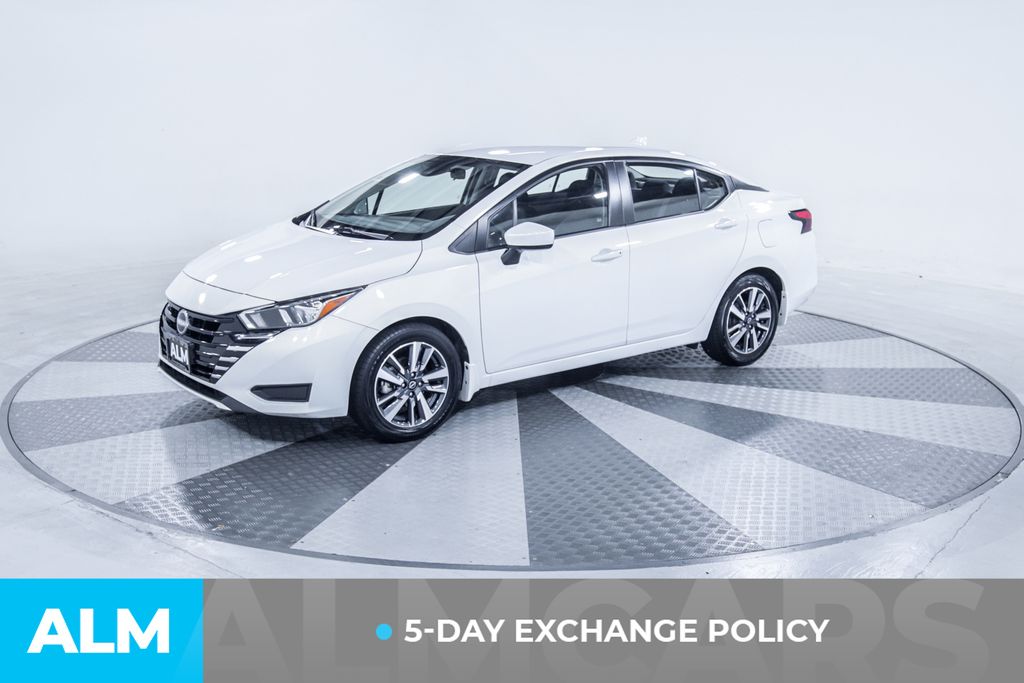 Used 2024 White Nissan 1.6 SV image 3