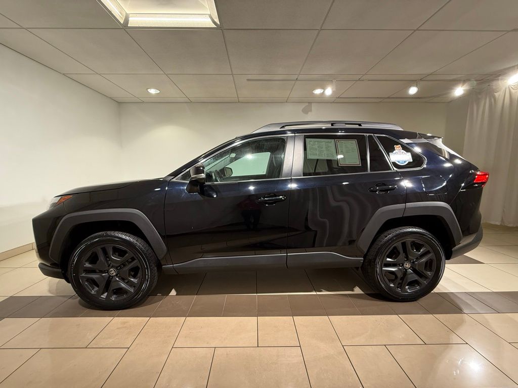 2022 Toyota RAV4 Adventure 2