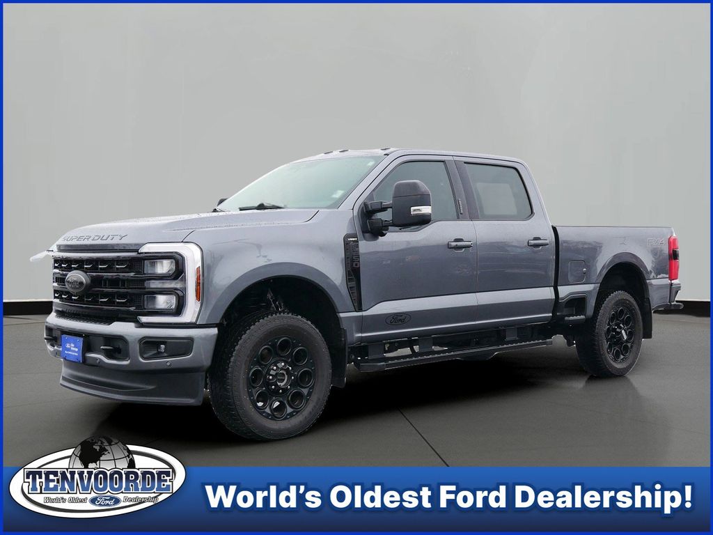 2024 Ford F-250 Super Duty Lariat Crew Cab 4WD