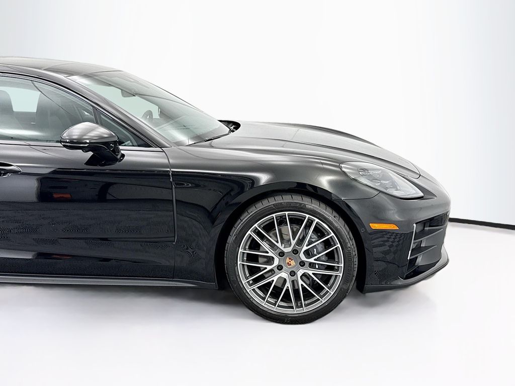 Thumbnail: 2026 Porsche Panamera - 11