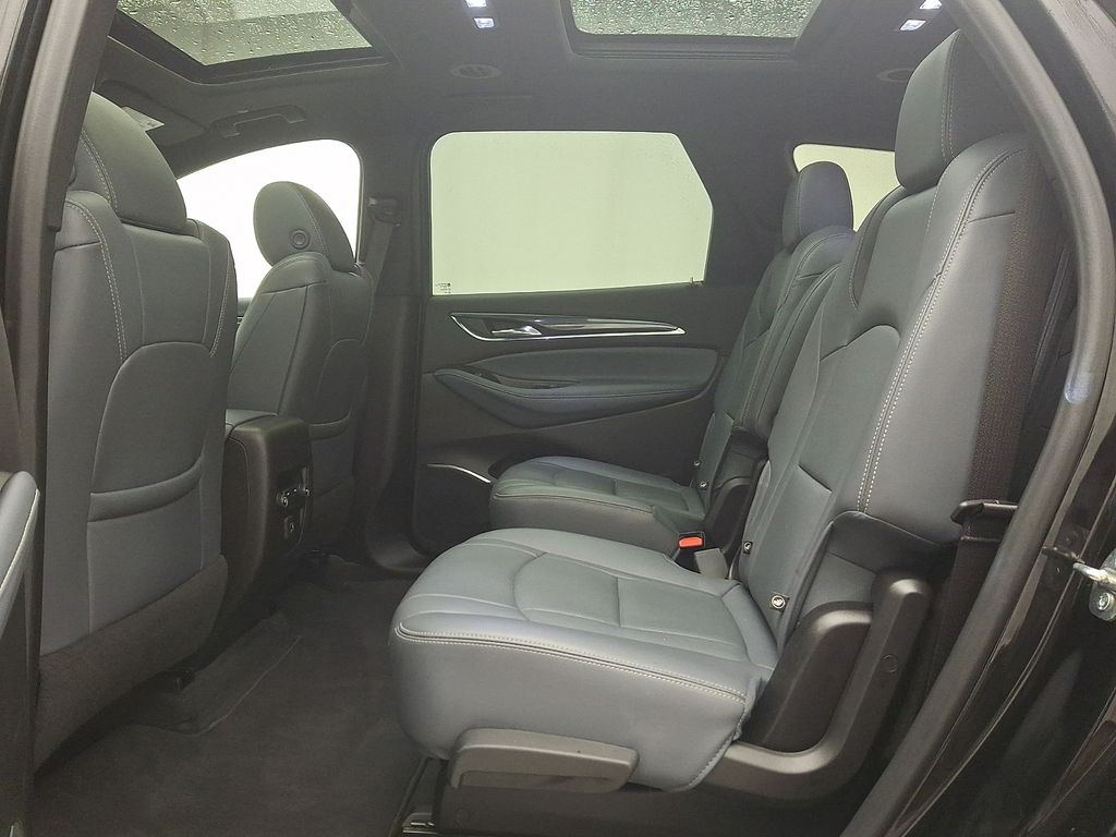 Thumbnail: 2022 Buick Enclave - 10