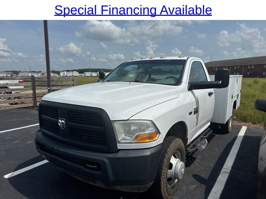 2012 RAM 3500 Chassis ST Regular Cab 143.5 in. RWD
