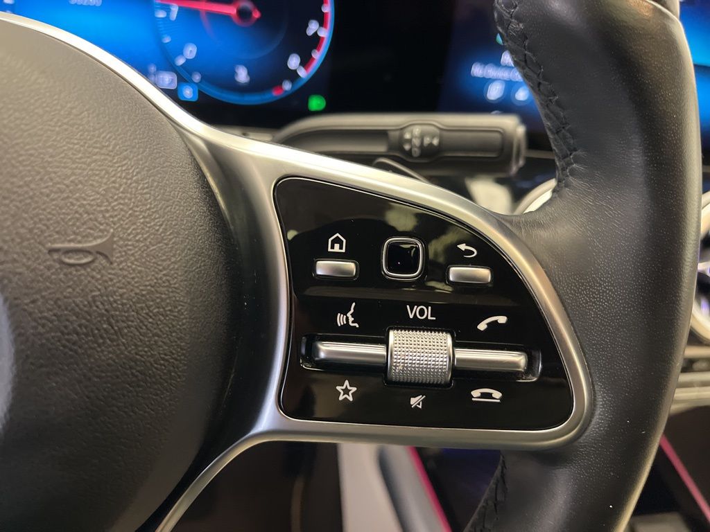 Thumbnail: 2023 Mercedes-Benz GLA - 18