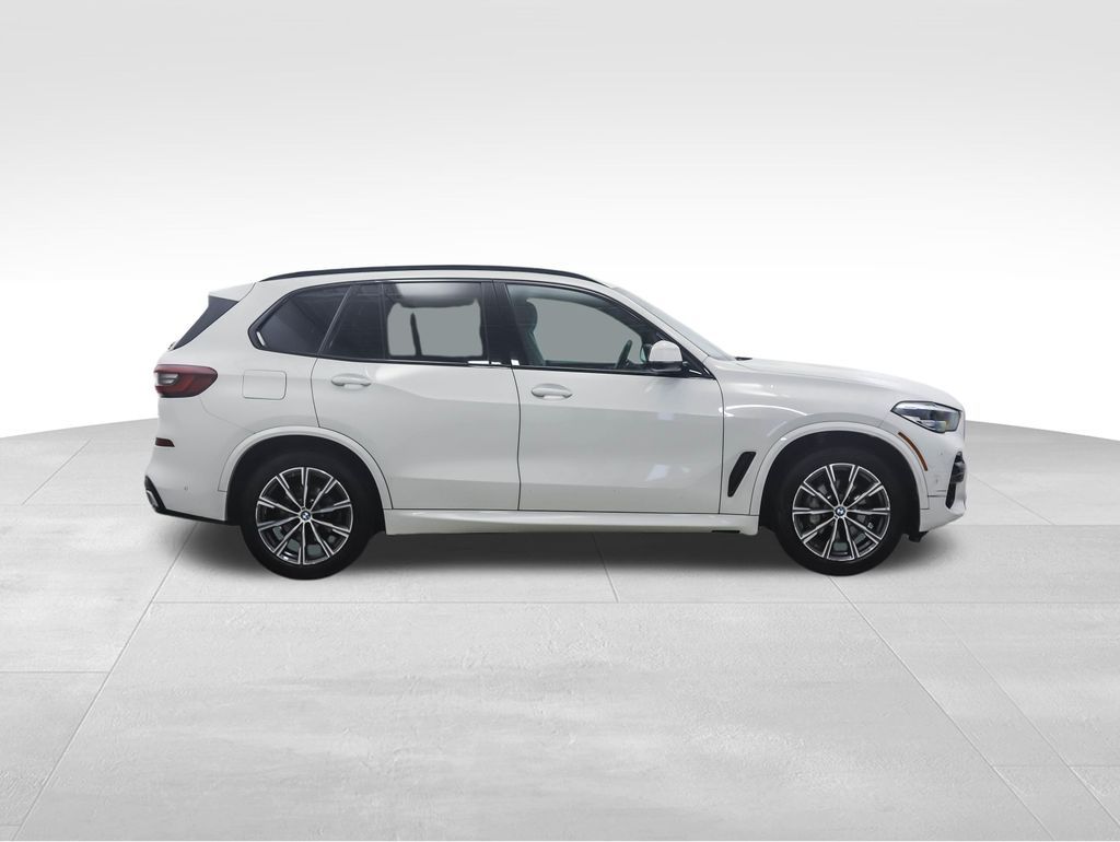 Thumbnail: 2023 BMW X5 - 6