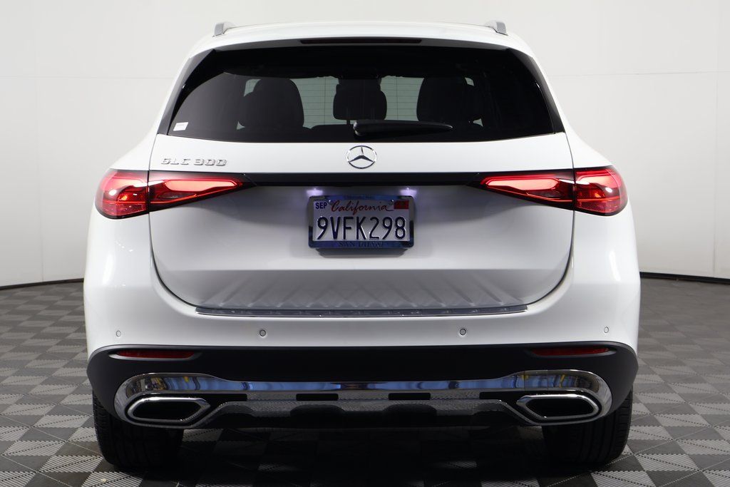 Thumbnail: 2026 Mercedes-Benz GLC - 5