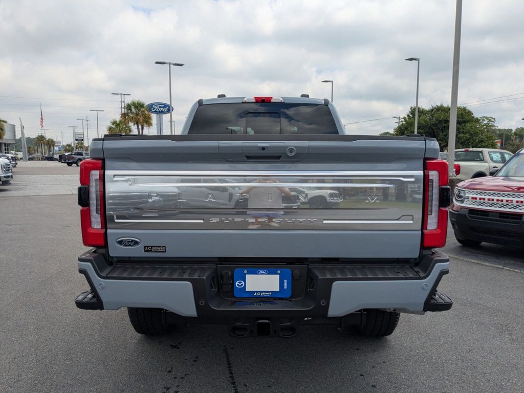 2025 Ford F-250 Super Duty Platinum