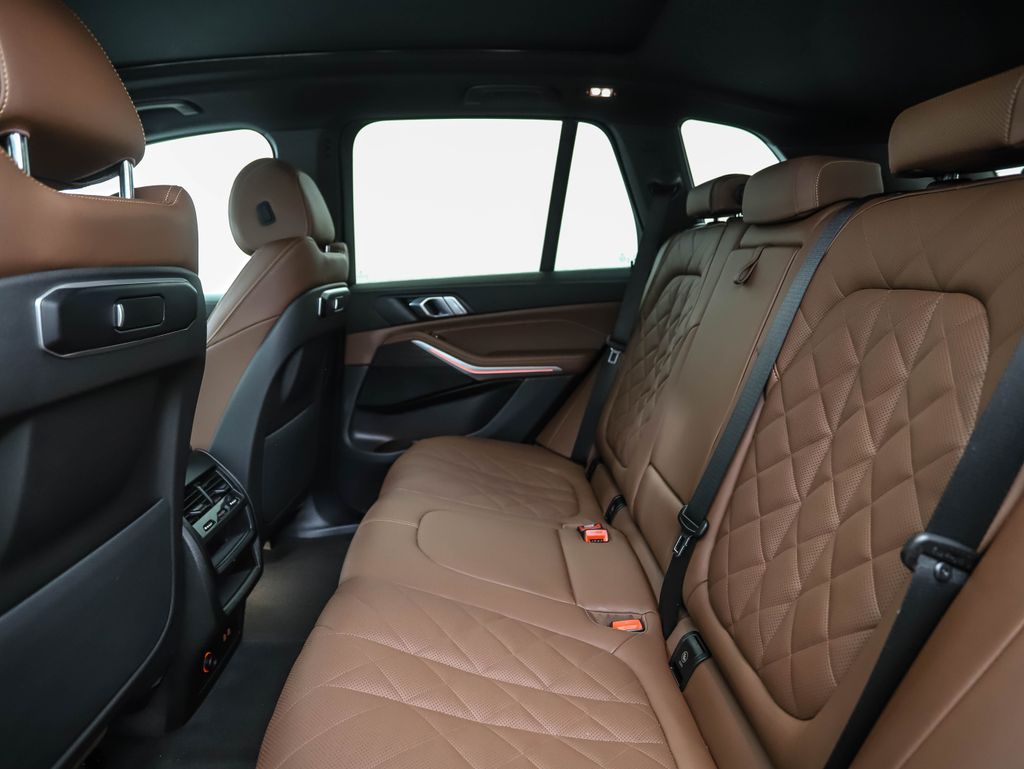 Thumbnail: 2024 BMW X5 - 20