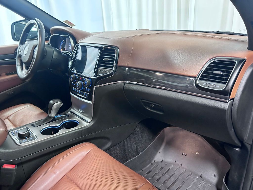 used 2021 Jeep Grand Cherokee car, priced at $26,758