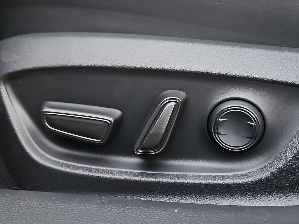 Thumbnail: 2026 Toyota Prius - 16