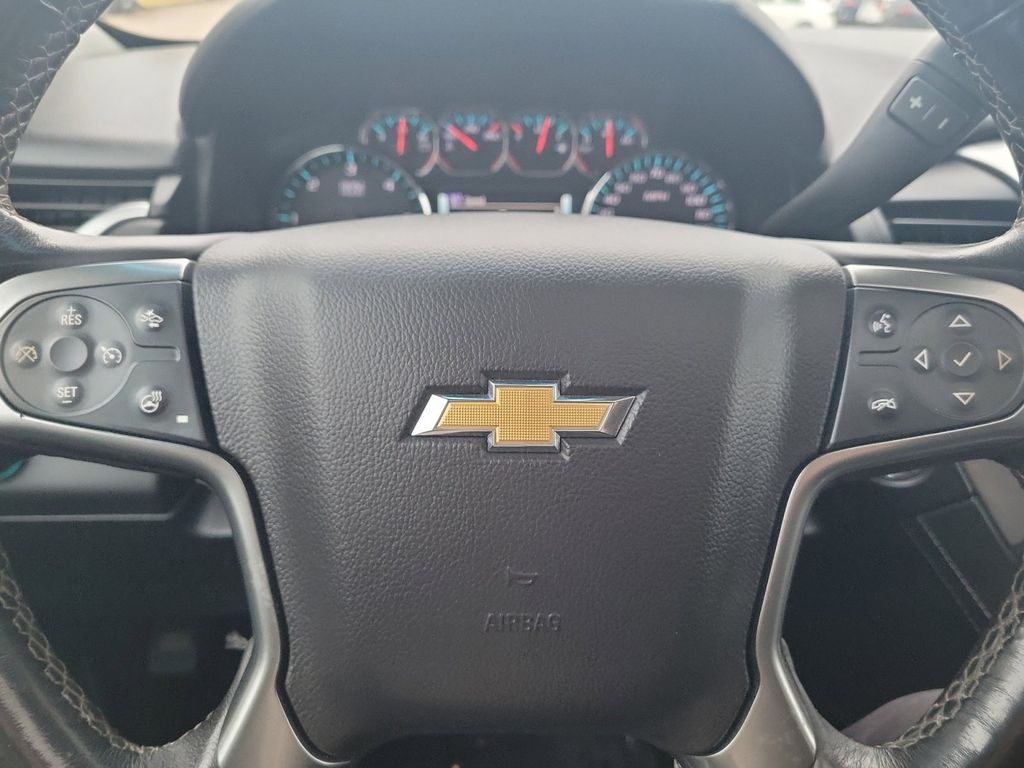 2018 Chevrolet Suburban LT 15