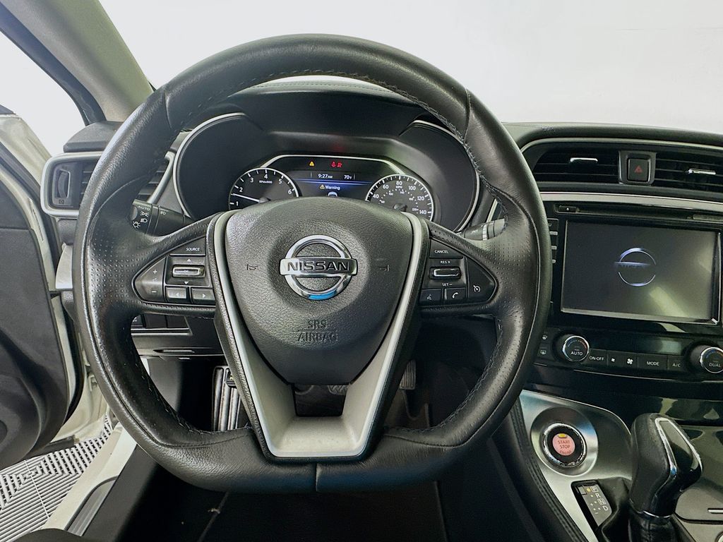 Thumbnail: 2017 Nissan Maxima - 11
