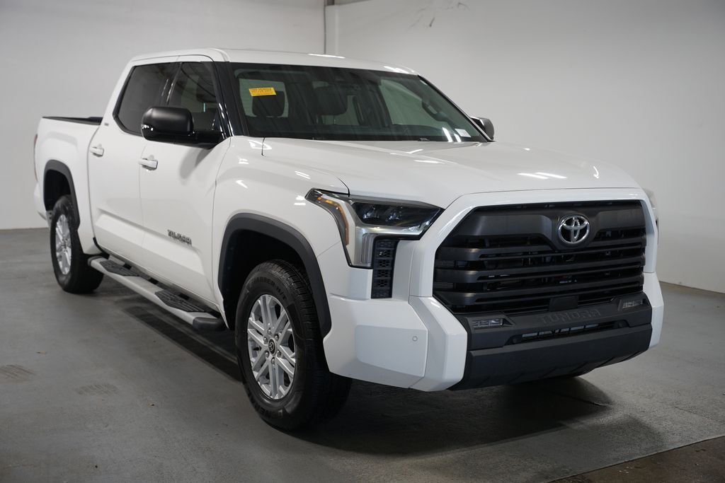 Thumbnail: 2023 Toyota Tundra - 3