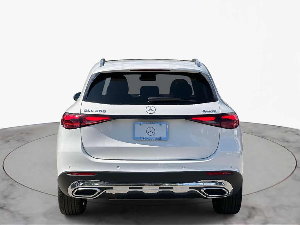 2025 Mercedes-Benz GLC 300 5