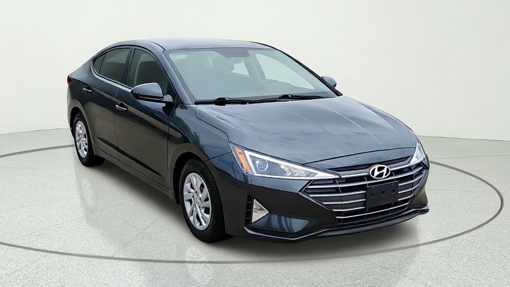 2020 Hyundai Elantra SE FWD