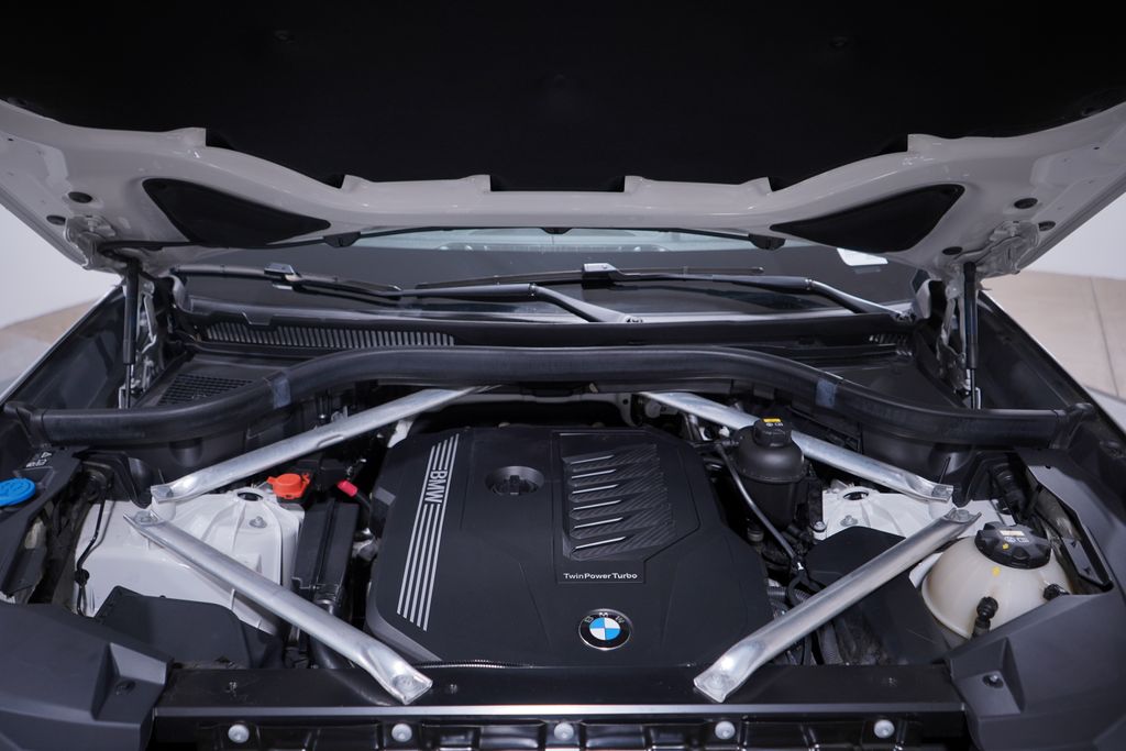 Thumbnail: 2020 BMW X5 - 24