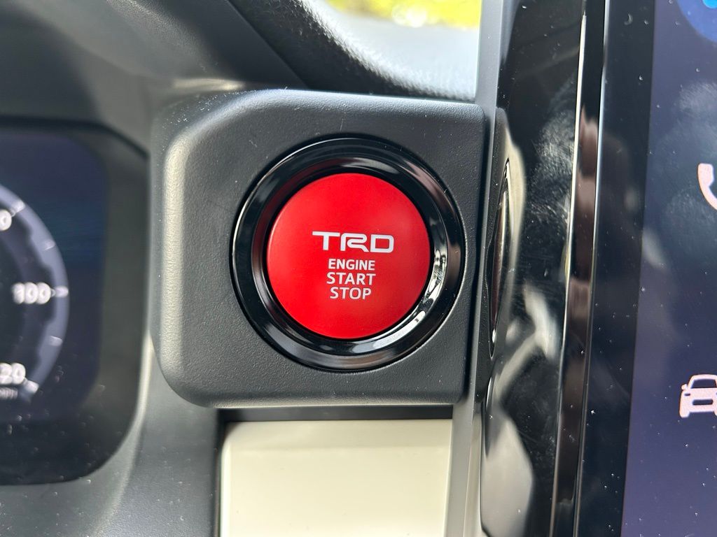 2024 Toyota Tacoma TRD Sport 28