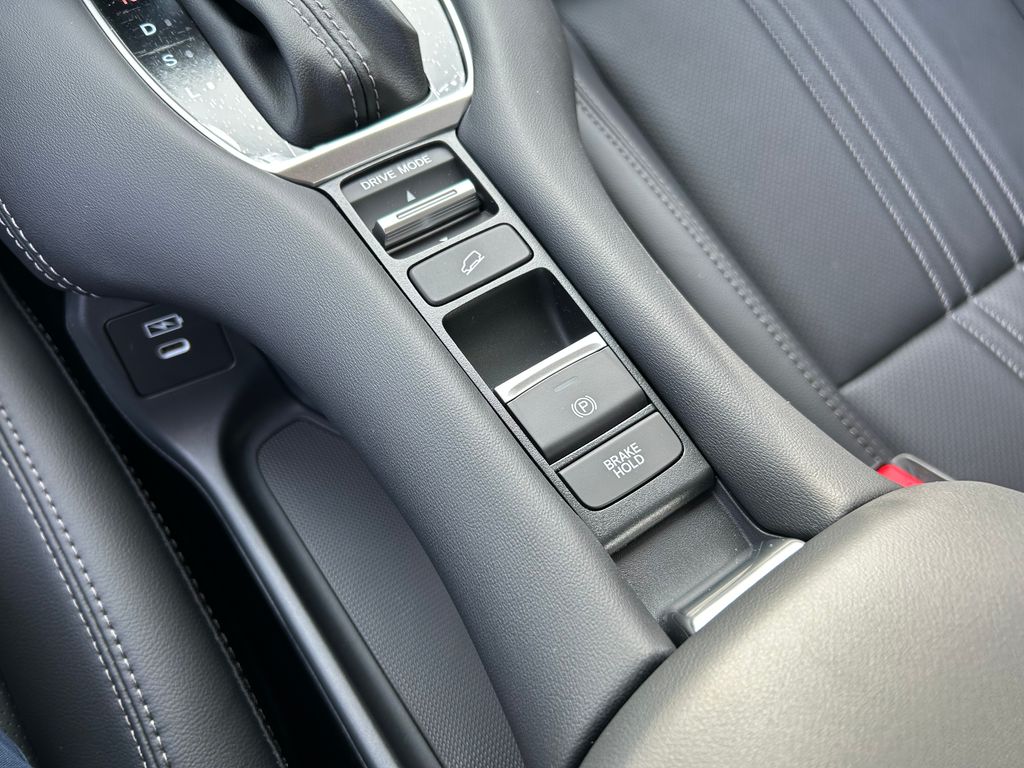 Thumbnail: 2026 Honda HR-V - 32