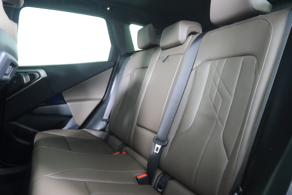 Thumbnail: 2026 BMW X3 - 15