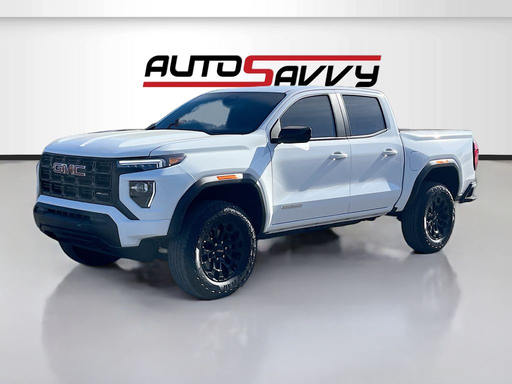 Used 2026 White GMC Elevation image 3