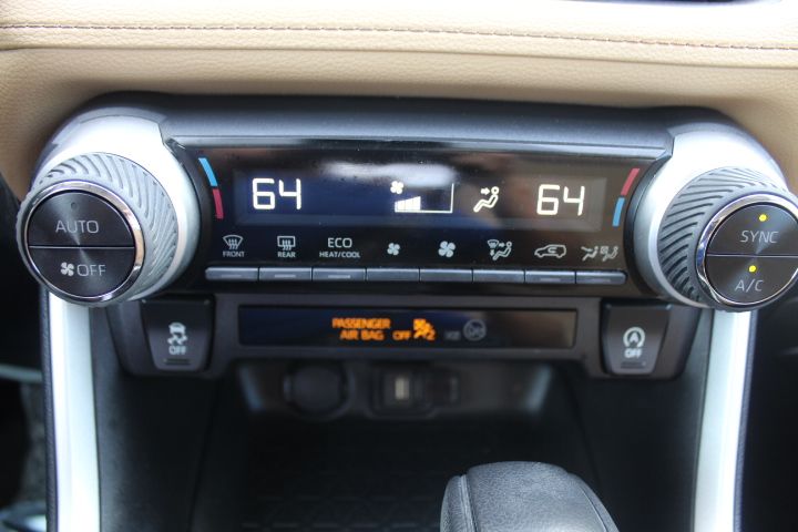 Used Car 2021 Toyota Rav4  Xle For Sale Under $25,000 In Georgetown, Texas