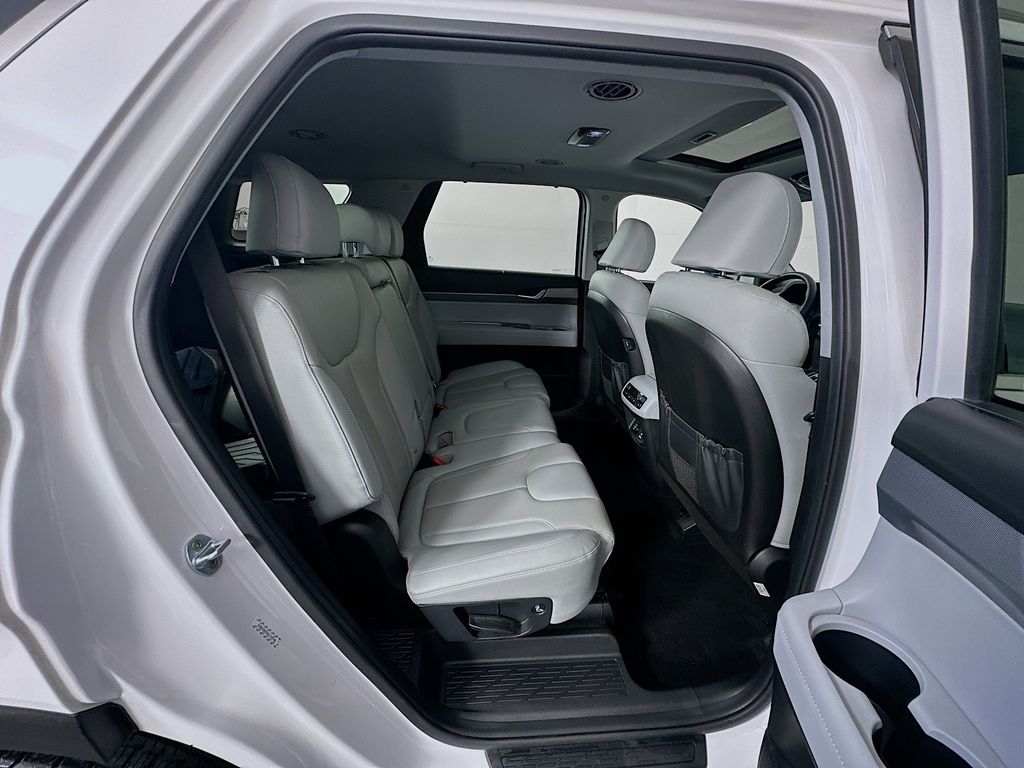 Thumbnail: 2021 Hyundai Palisade - 28