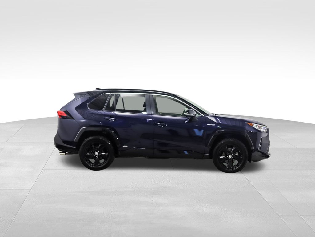 2020 Toyota RAV4 XSE 6