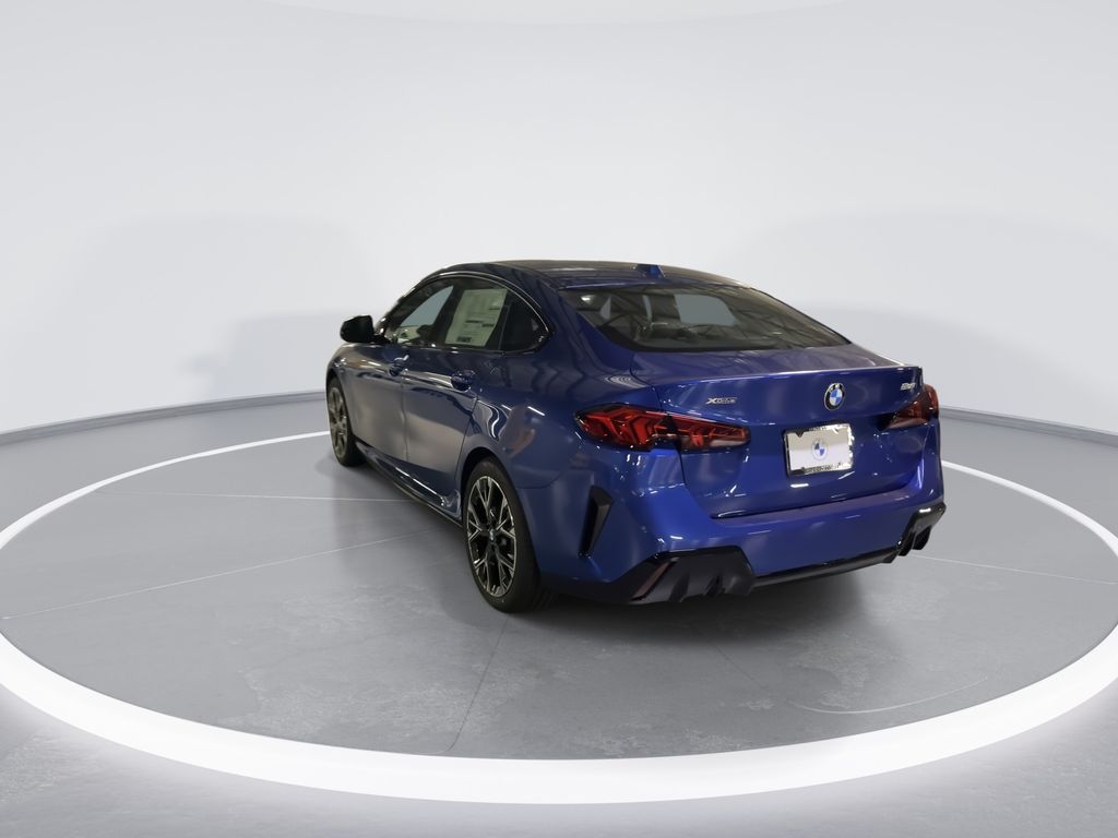 Thumbnail: 2026 BMW 2 Series - 6