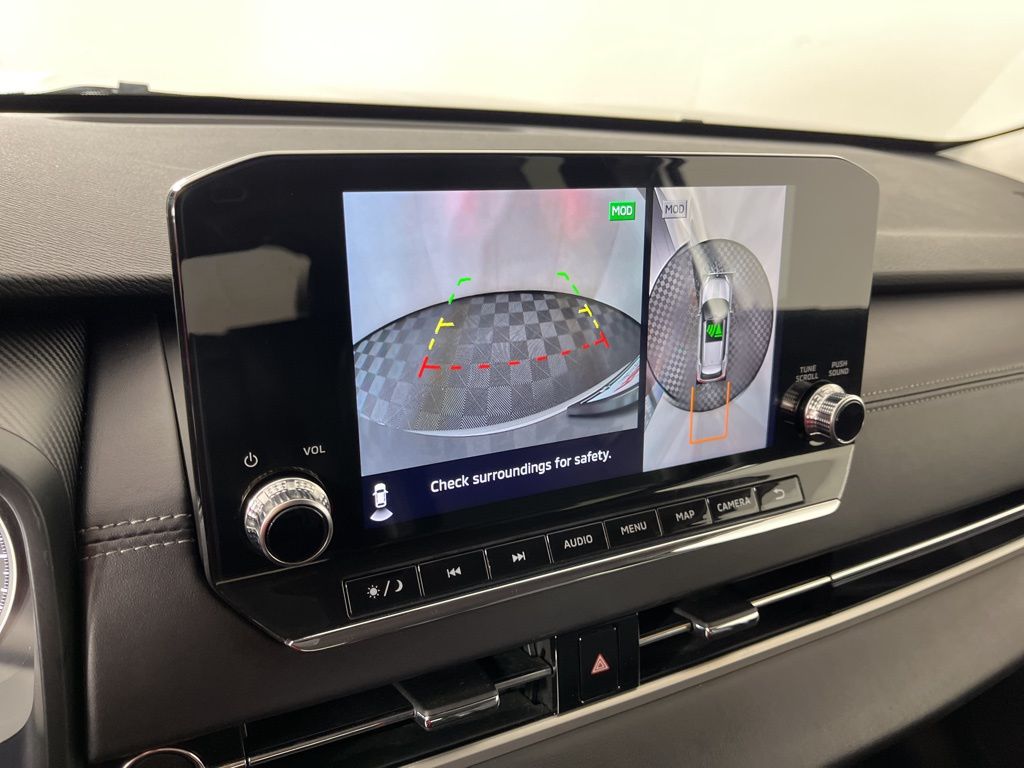 Thumbnail: 2024 Mitsubishi Outlander - 28