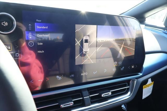 Thumbnail: 2026 Chevrolet Equinox - 26