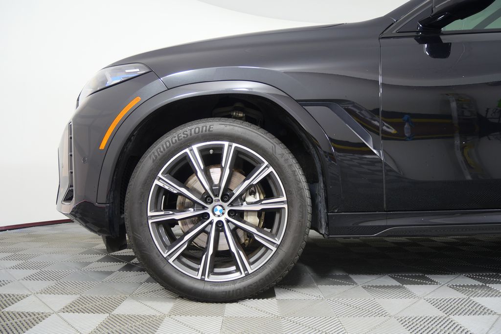 Thumbnail: 2025 BMW X6 - 7