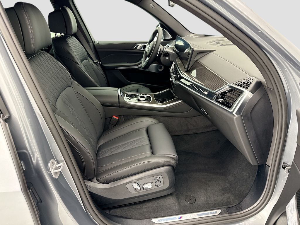 Thumbnail: 2026 BMW X5 - 19