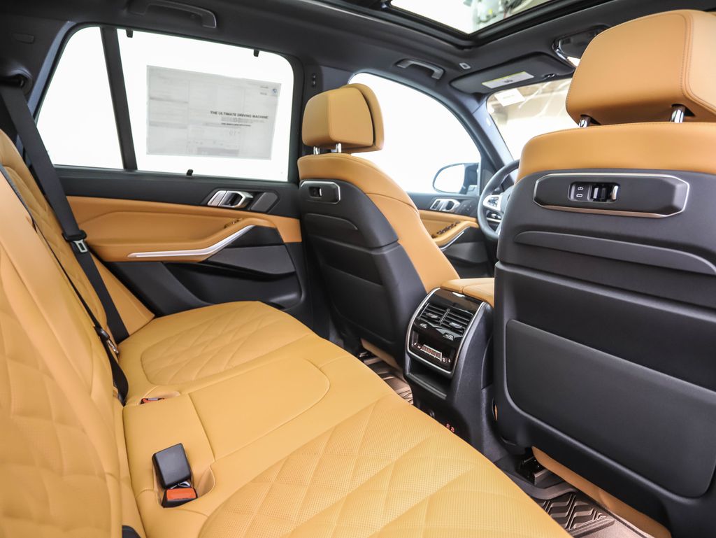 Thumbnail: 2026 BMW X5 - 26