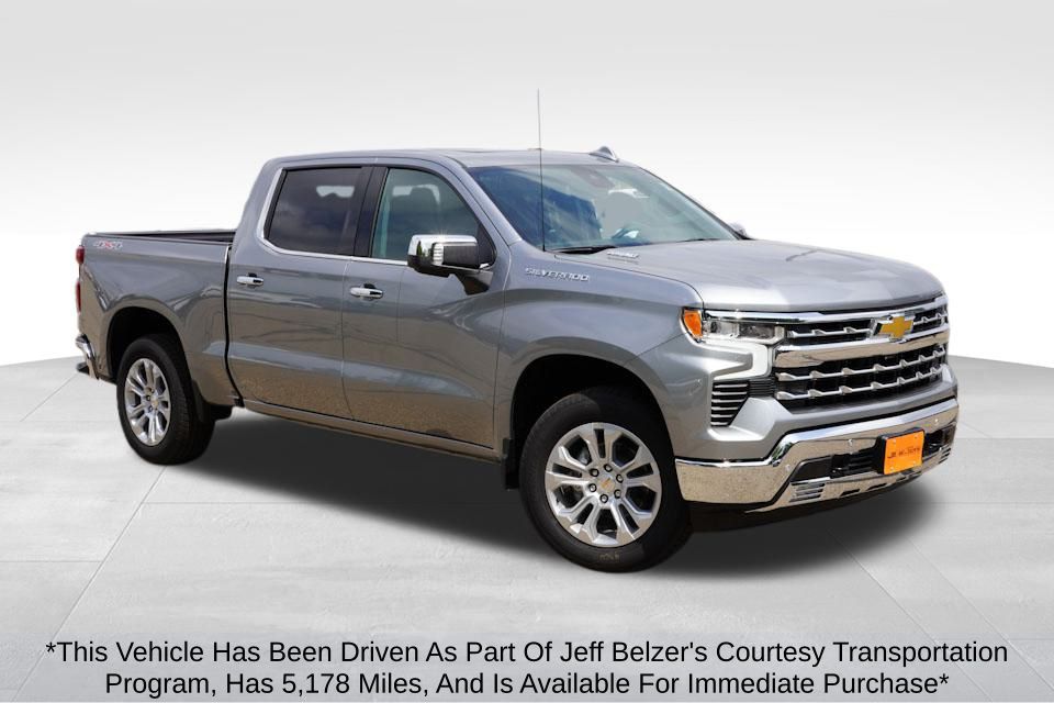 2026 Chevrolet Silverado 1500 LTZ Crew Cab 4WD