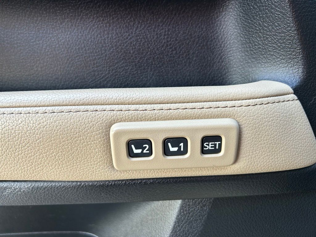 Thumbnail: 2022 Toyota 4Runner - 18