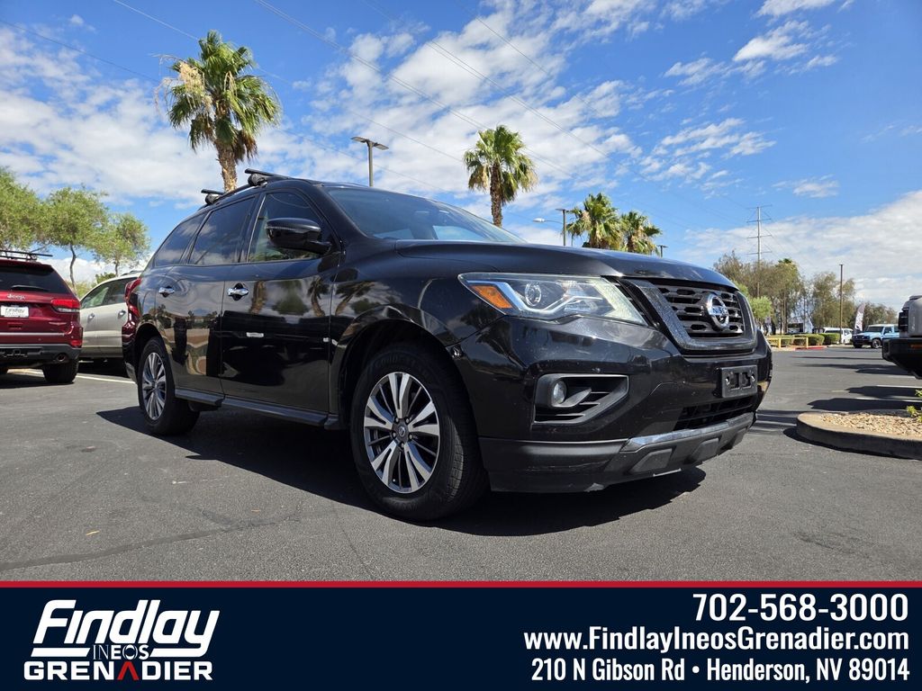 2019 Nissan Pathfinder SV 4WD's photo