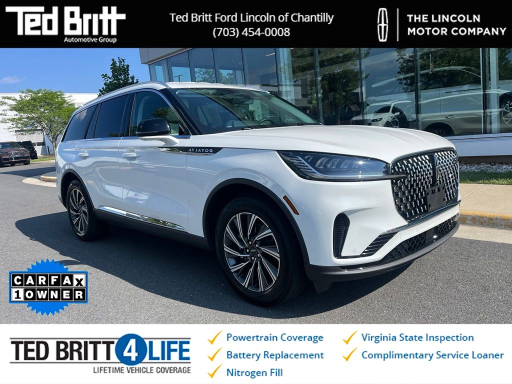 White Metallic 2026 Lincoln Aviator SUV / Crossover All-Wheel Drive Automatic