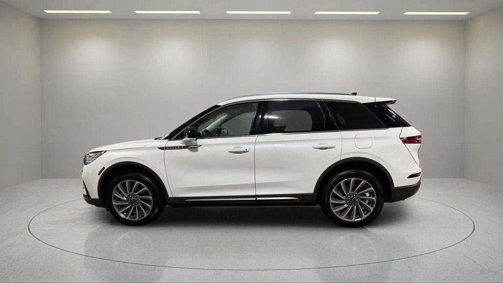 Certified Used 2023 Pristine White Metallic Tri-Coat Lincoln Reserve image 15