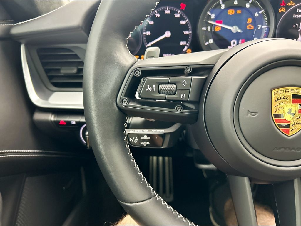 Thumbnail: 2024 Porsche 911 - 13