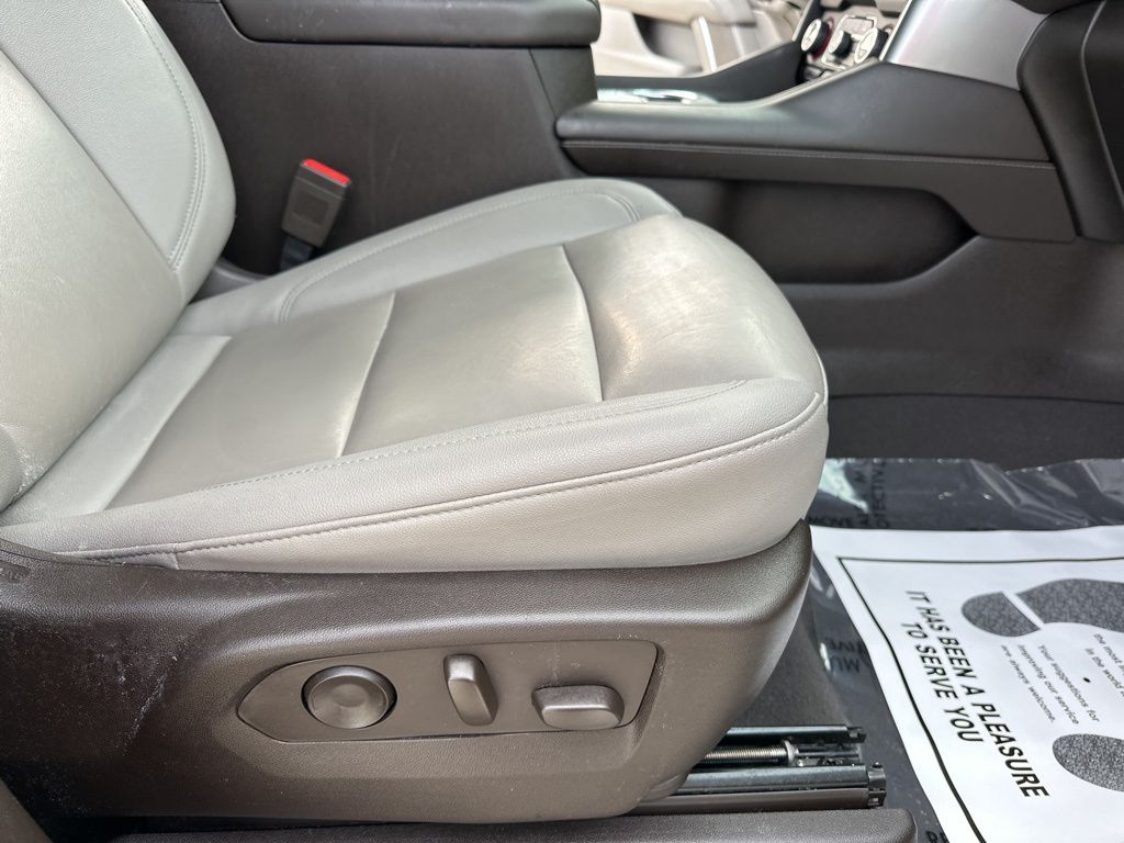 2023 Black Chevrolet Suburban LT RWD SUV