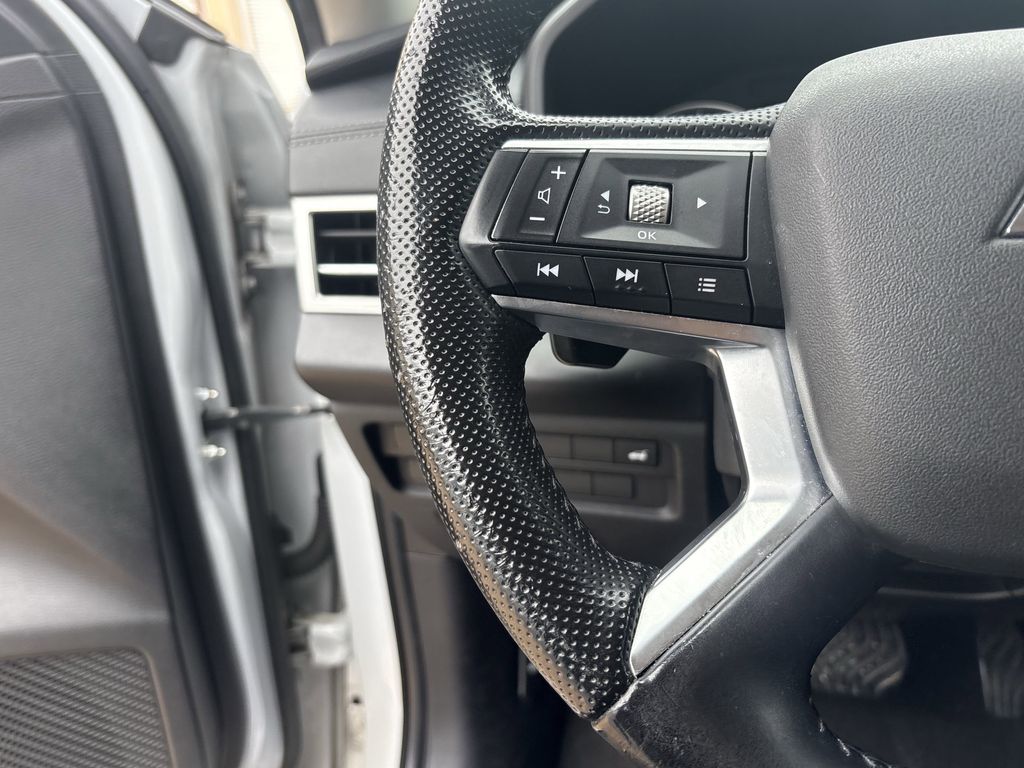 2022 Mitsubishi Outlander SE  at Baytown Hyundai