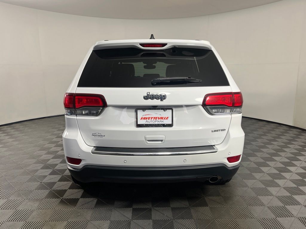 Thumbnail: 2022 Jeep Grand Cherokee - 11