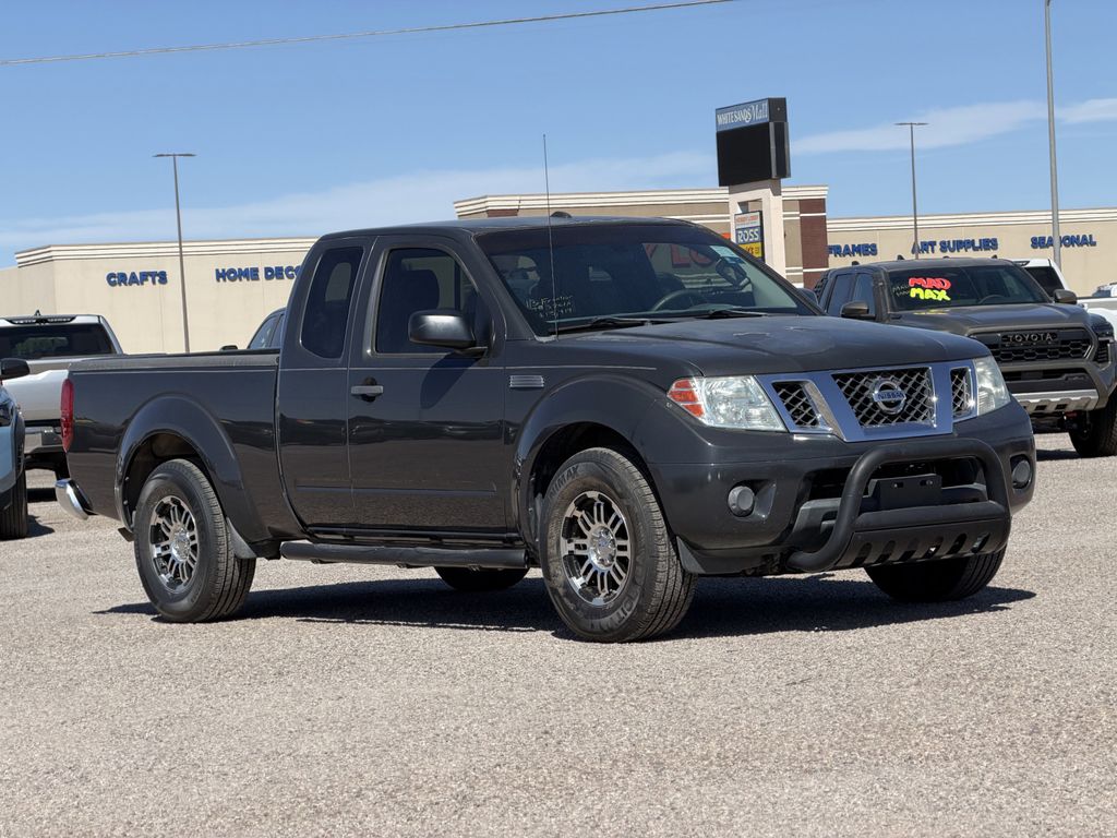 View vehicle photo 4