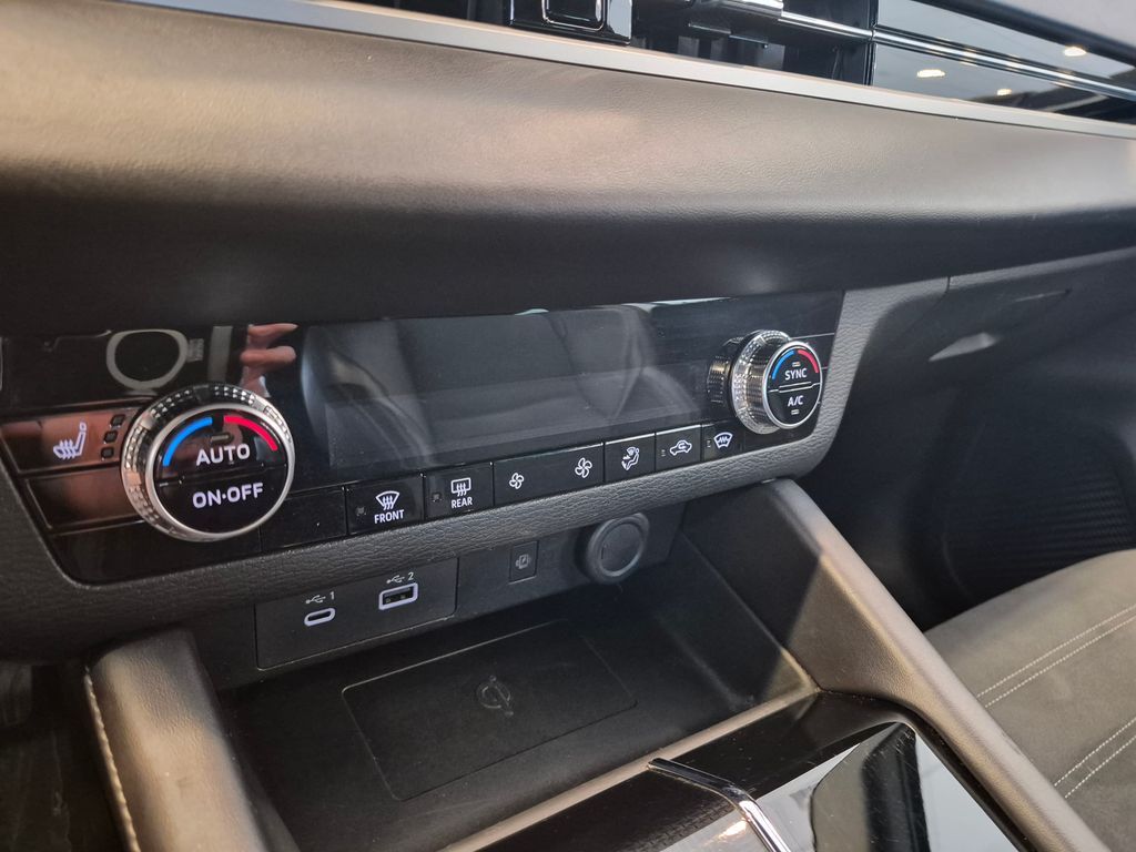 2024 Mitsubishi Outlander SE Ralliart