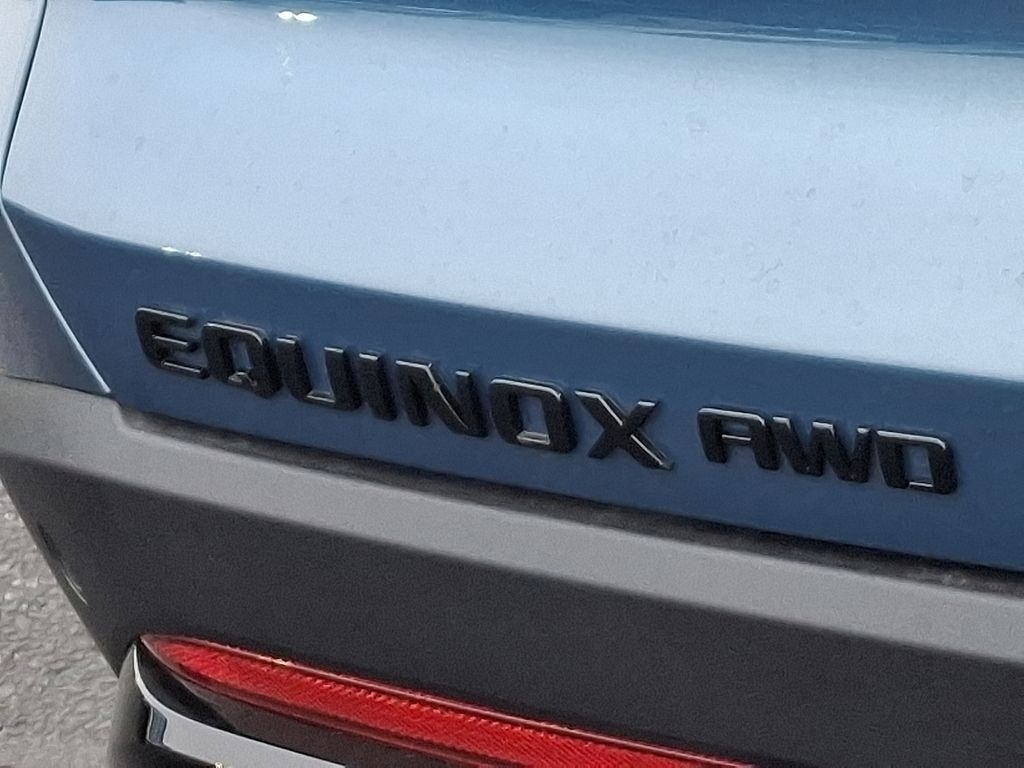 Thumbnail: 2026 Chevrolet Equinox - 11